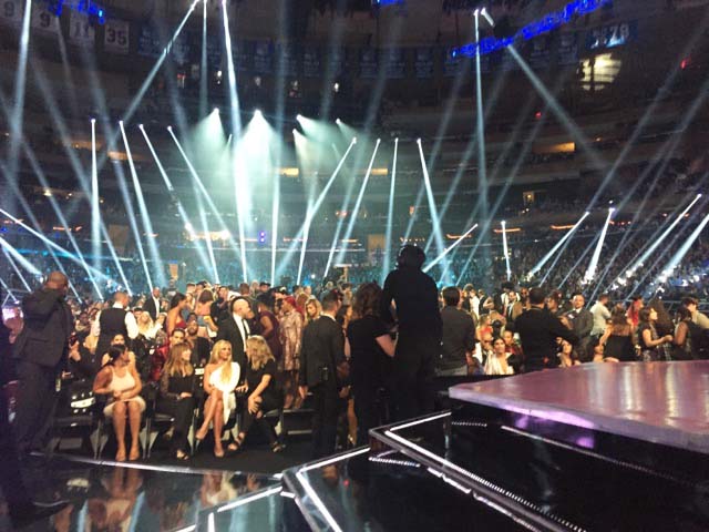 What It's Like To Attend The MTV VMAs